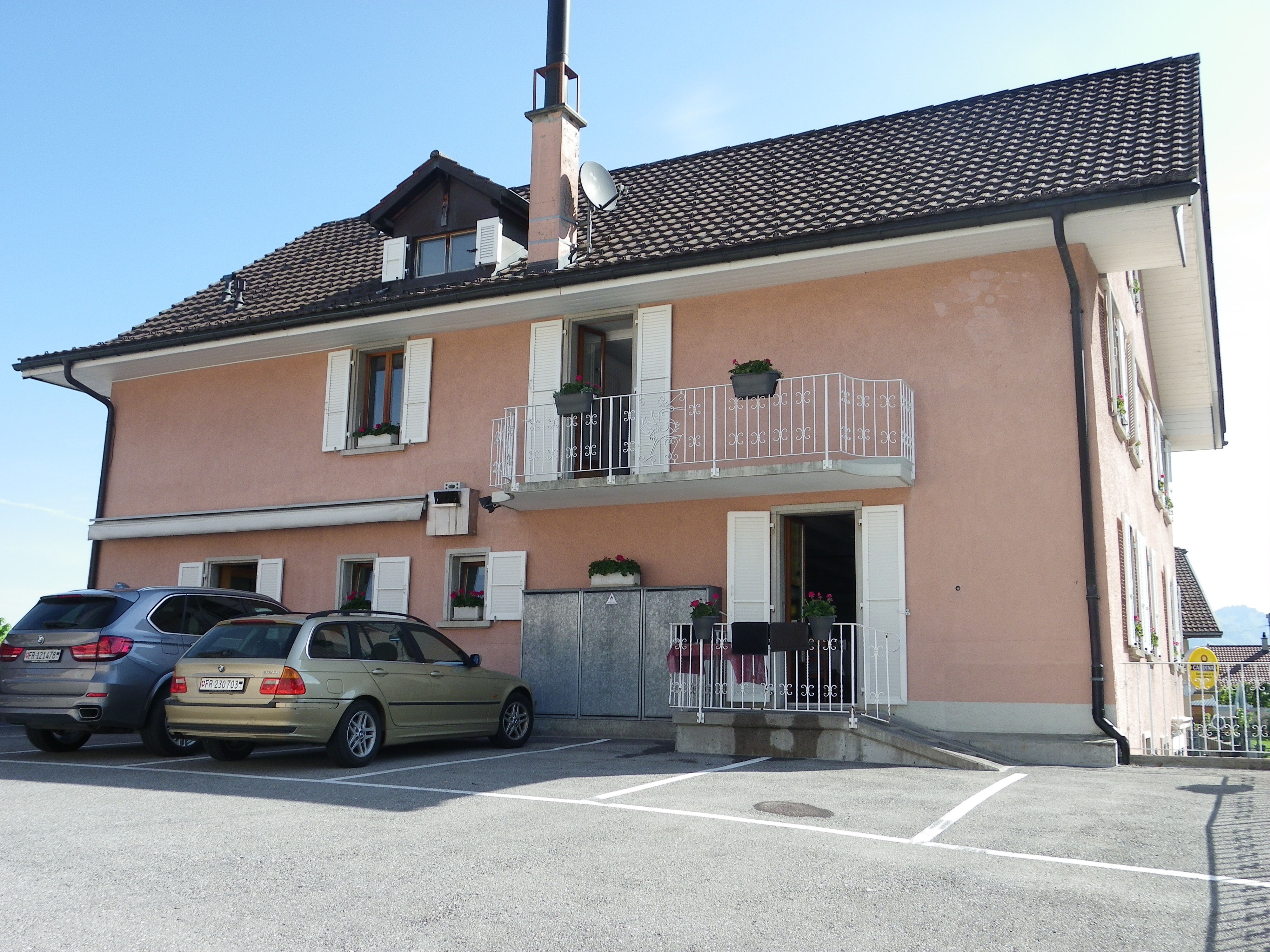Haus zum/zur Verkaufen in Gruyères - Photo 10