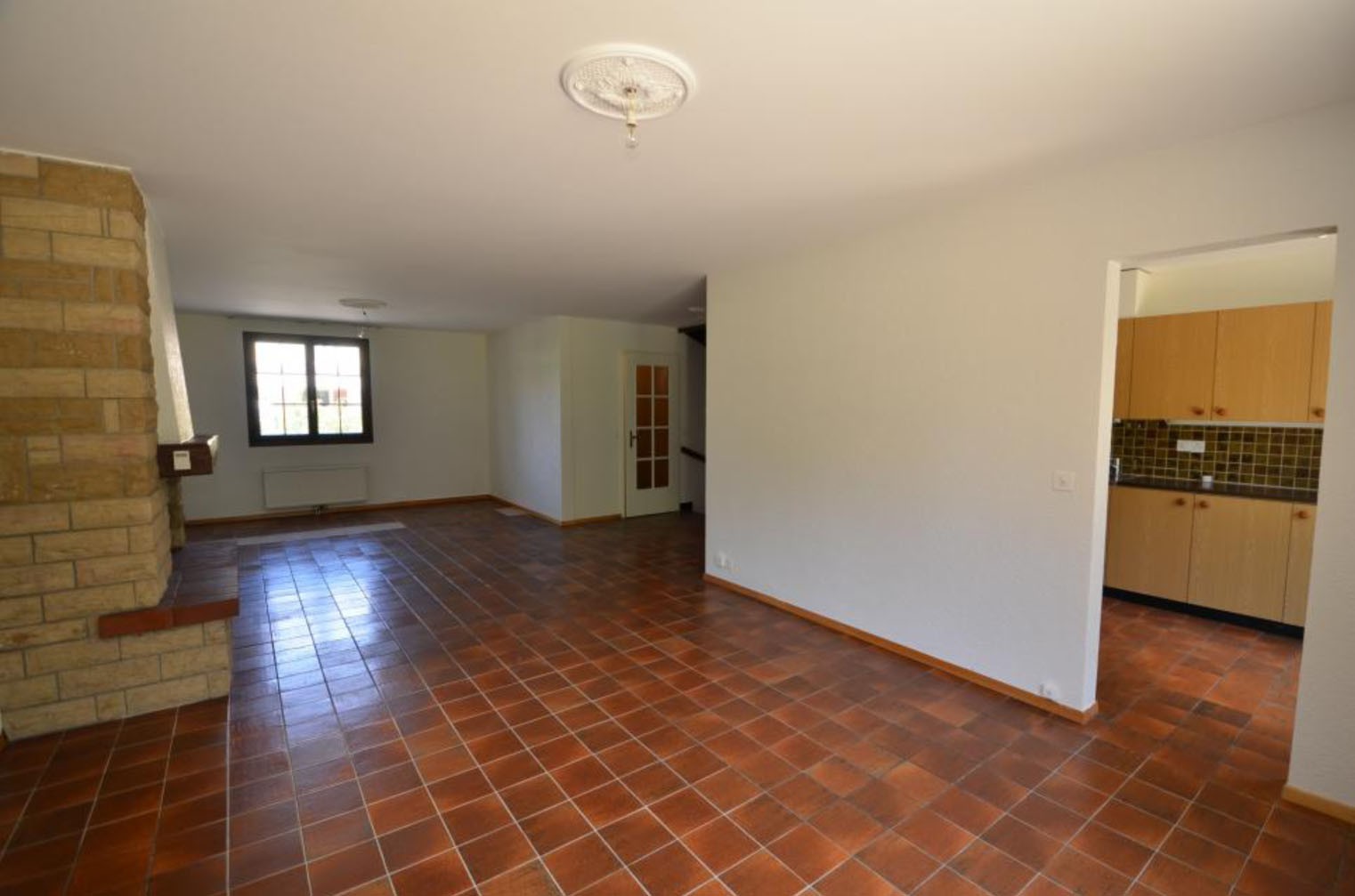 Detached House For Sale in Chancy