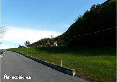 Propiedad in Pollein