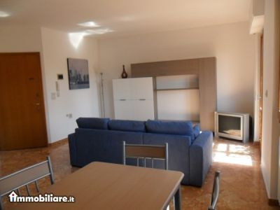 Immobiliare Magnanini srl - RE/MAX Spring - Arezzo, Affitto de Appartamento en    Arezzo Foto3 