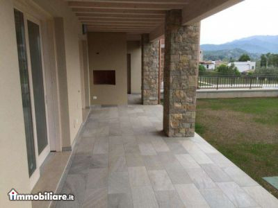 STUDIO COMMERCIALE QUECCHIA, Vendita de Appartamento en    Manerba Del Garda Foto3 