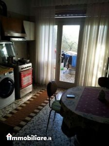 STUDIO COMMERCIALE QUECCHIA, Vendita de Casa en    SALO' Foto3 