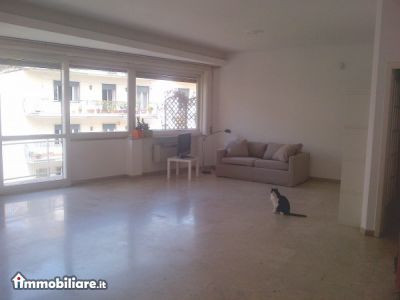 Venta - Appartamento 5 locali o piu - Montebelluna 