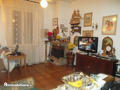 Venta - Casa 5 locali o piu - Roccastrada 