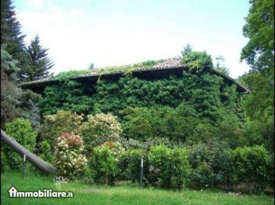 Propiedad in Manerba Del Garda