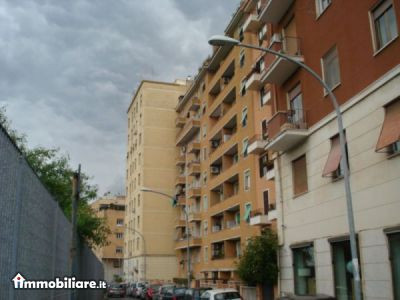 Propiedad in Trino