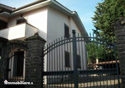 Venta - Appartamento 5 locali o piu - Sala Comacina 