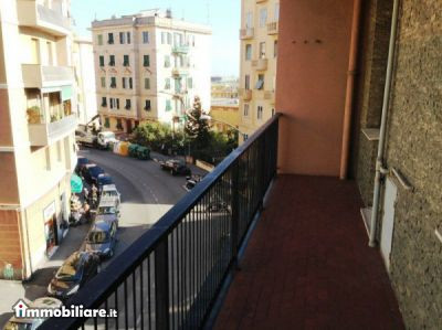 Venta - Appartamento 3 locali - Genova 