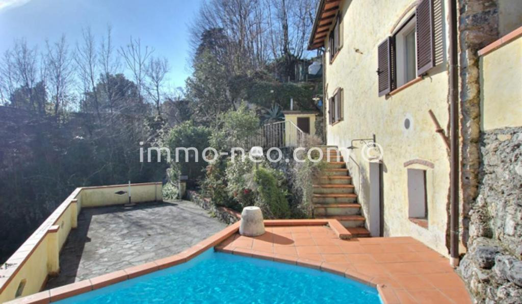 Venta - Casa 5 locali o piu - Camaiore 