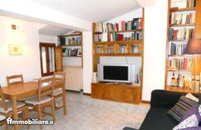 AGORA'' IMMOBILIARE, Vendita de Appartamento en    Siena Foto2 
