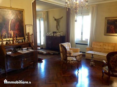 Case di Paolo Grassi, Vendita de Appartamento en    Parma Foto4 