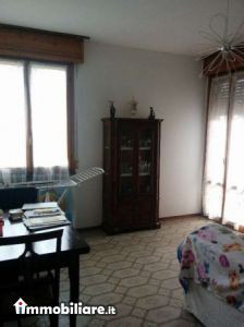 Venta - Appartamento 5 locali o piu - Reggio Emilia 