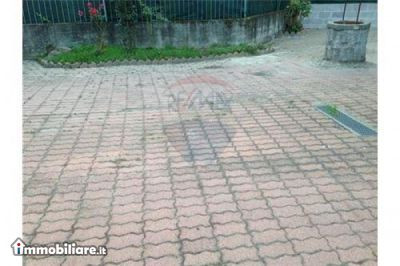 REMAX Abitat, Vendita de Appartamento en    La Loggia Foto2 