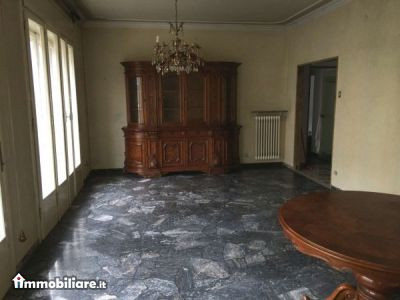 Alquiler - Appartamento 5 locali o piu - Trino 