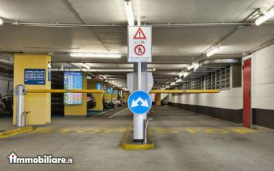 Venta - Garage  - Trieste 