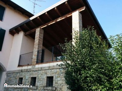 Venta - Casa 5 locali o piu - Quattro Castella 