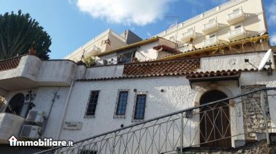 Aldini Immobiliare S.R.L., Vendita de Appartamento en    Taormina Foto2 