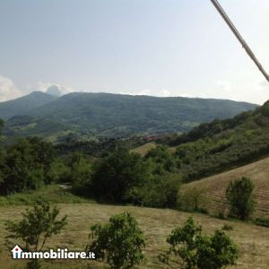 Propiedad in Montorio Al Vomano