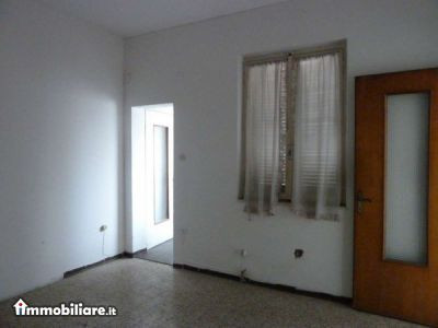Venta - Casa 5 locali o piu - Castel San Giovanni 