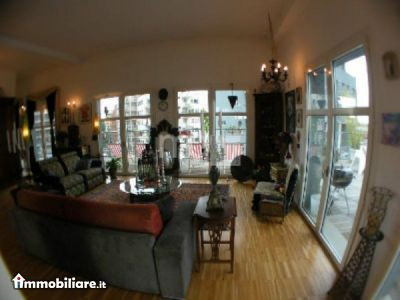 Venta - Casa 5 locali o piu - Quattro Castella 