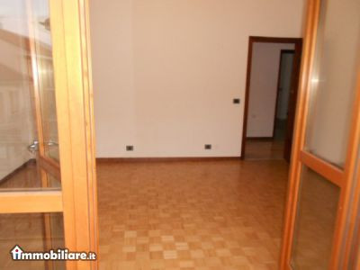 PRESTIGIO IMMOBILIARE, Affitto de Appartamento en    Alba Foto7 