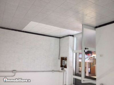 Agenzia Sitim di Poli R., Vendita de Appartamento en    Genova Foto2 