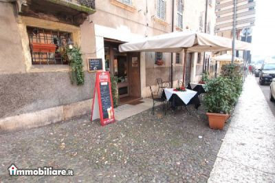 Gabetti Verona Centro - MEDIA.RE, Vendita de Appartamento en    Verona Foto2 