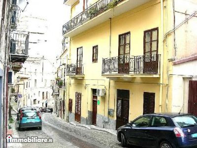 Venta - Appartamento 5 locali o piu - Termini Imerese 