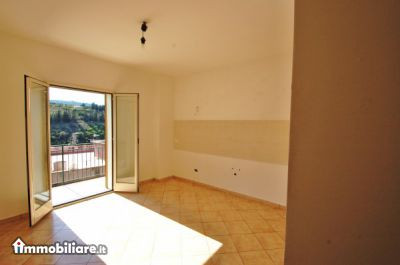 Lascari Immobiliare, Affitto de Appartamento en    Lascari Foto2 