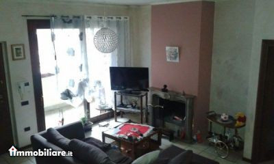 Venta - Casa 2 locali - Bareggio 