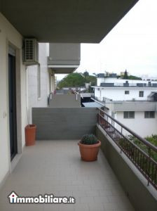 Castronuovo Luigi Intermediazione Immobiliare, Vendita de Appartamento en    Bari Foto8 