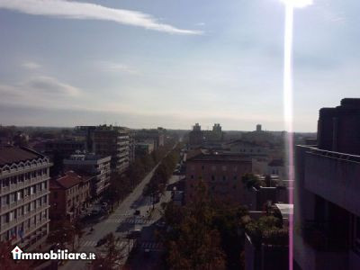 Venta - Appartamento 4 locali - Reggio Calabria 