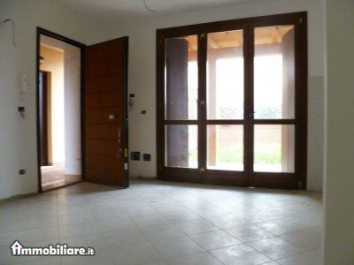 Venta - Casa 4 locali - Giustino 