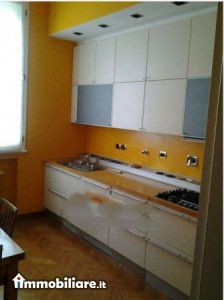 Venta - Casa 4 locali - Giustino 