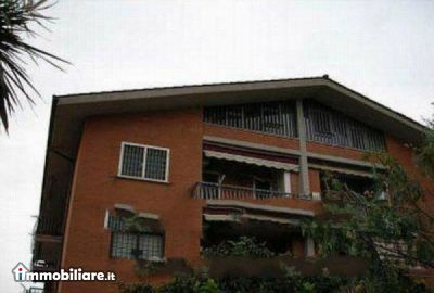 Propiedad in Falconara Albanese