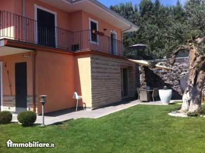 Venta - Appartamento 5 locali o piu - Mascalucia 