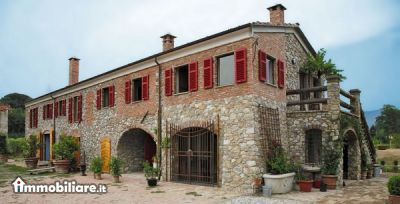 Venta - Appartamento 5 locali o piu - Viagrande 