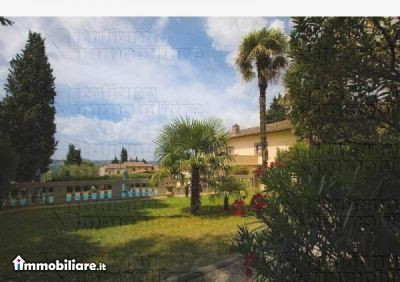 Venta - Appartamento 4 locali - Lastra A Signa 