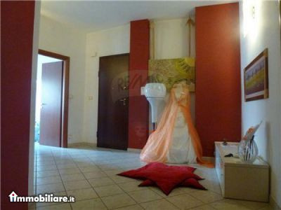 REMAX Abitat, Vendita de Appartamento en    Trino Foto3 