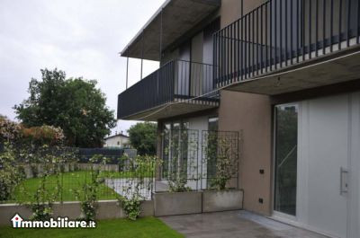 STUDIO COMMERCIALE QUECCHIA, Vendita de Appartamento en    Manerba Del Garda Foto3 