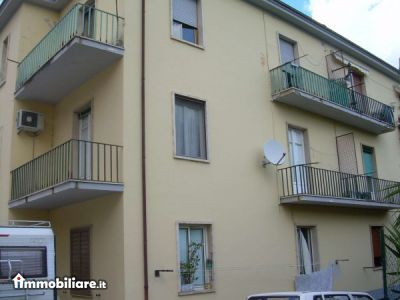 CAPITAL CASA SRL, Vendita de Appartamento en    Montorio Al Vomano Foto2 