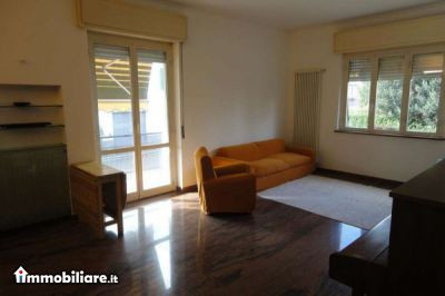 Venta - Casa 2 locali - Pescia 